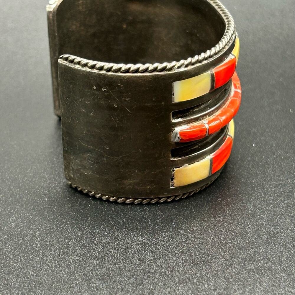 925 Sterling silver coral MOP inlay cuff bracelet #396 Native American Zuni 125g - Picture 3 of 16